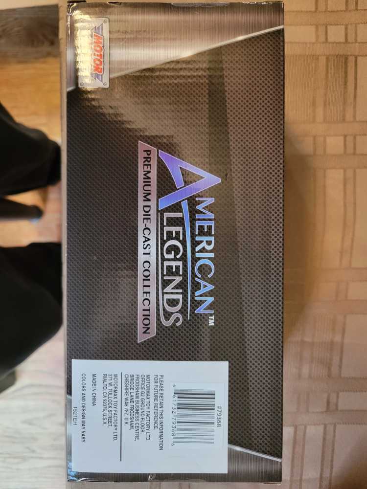 Rubicon Pickup Truck Jeep Gladiator Rubicon Closed Top Pickup Motormax 1 24 1 27 Black White Diecast... 1:24 Diecast Model Top Closed 79368 Scale  action figure collectible [Barcode 1668747793686] - Main Image 2