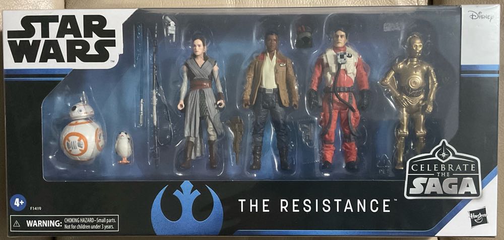 Celebrate The Saga - The Resistance - Rey - Hasbro/ Disney (The Last Jedi) action figure collectible - Main Image 2
