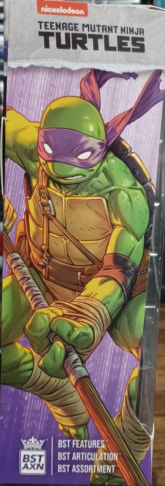 BST AXN Teenage Mutant Ninja Turtles: Donatello-IDW (Battle Ready) - The Loyal Subjects (Teenage Mutant Ninja Turtles) action figure collectible [Barcode 810122580515] - Main Image 4