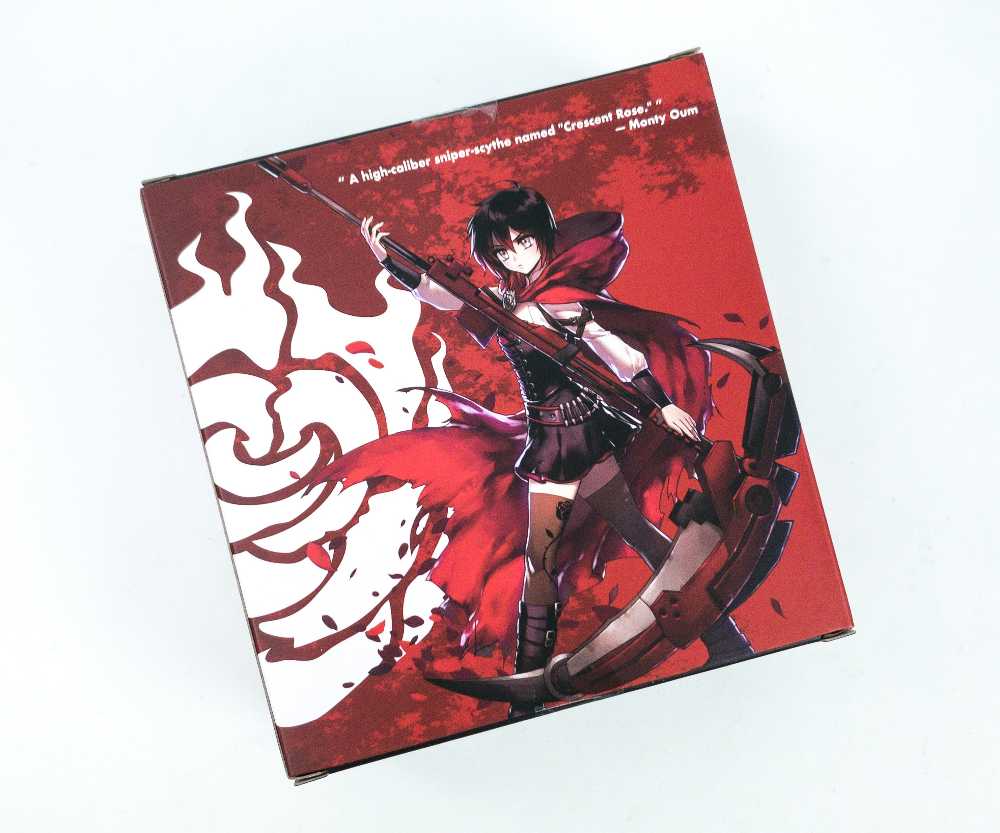 Crescent Rose Prop Replica - Loot Crate action figure collectible [Barcode 757347485891] - Main Image 2