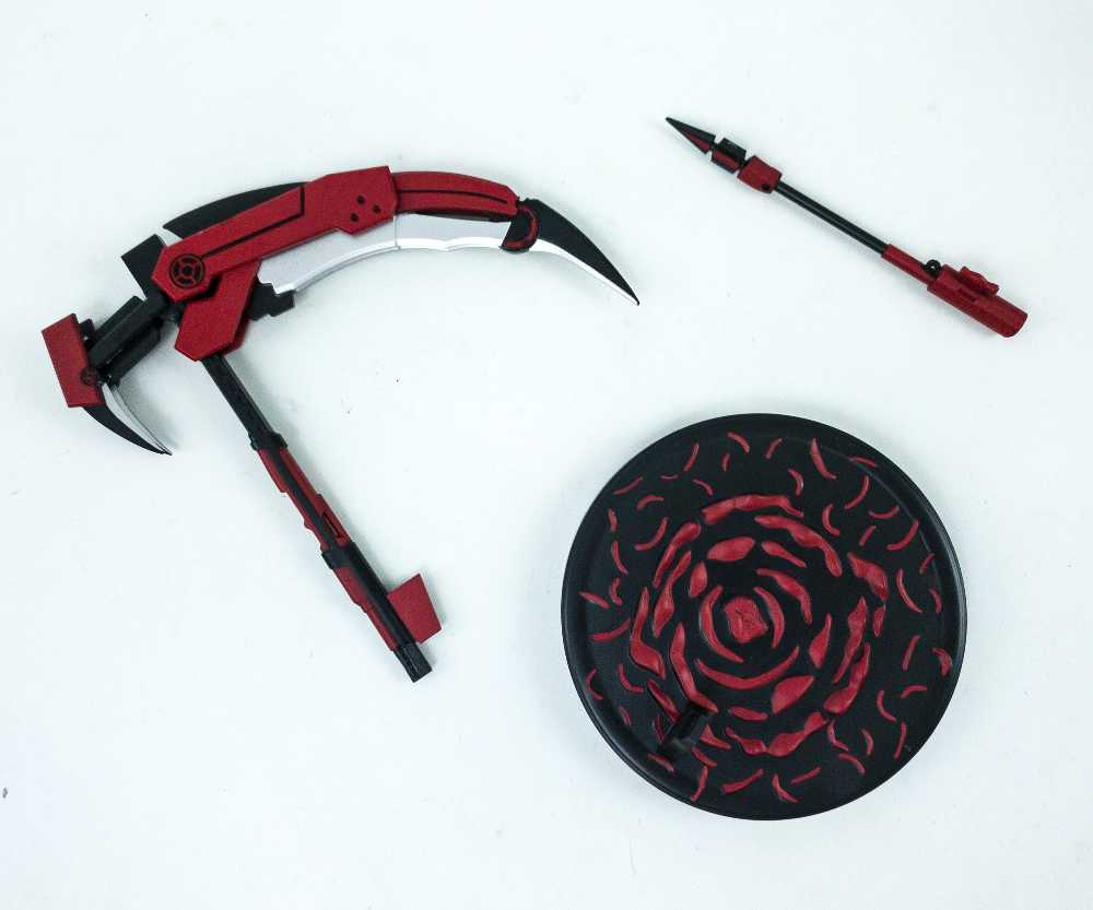 Crescent Rose Prop Replica - Loot Crate action figure collectible [Barcode 757347485891] - Main Image 3