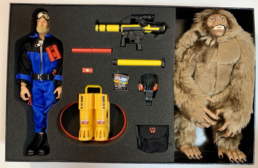 Search For The Sasquatch - Hasbro action figure collectible - Main Image 2