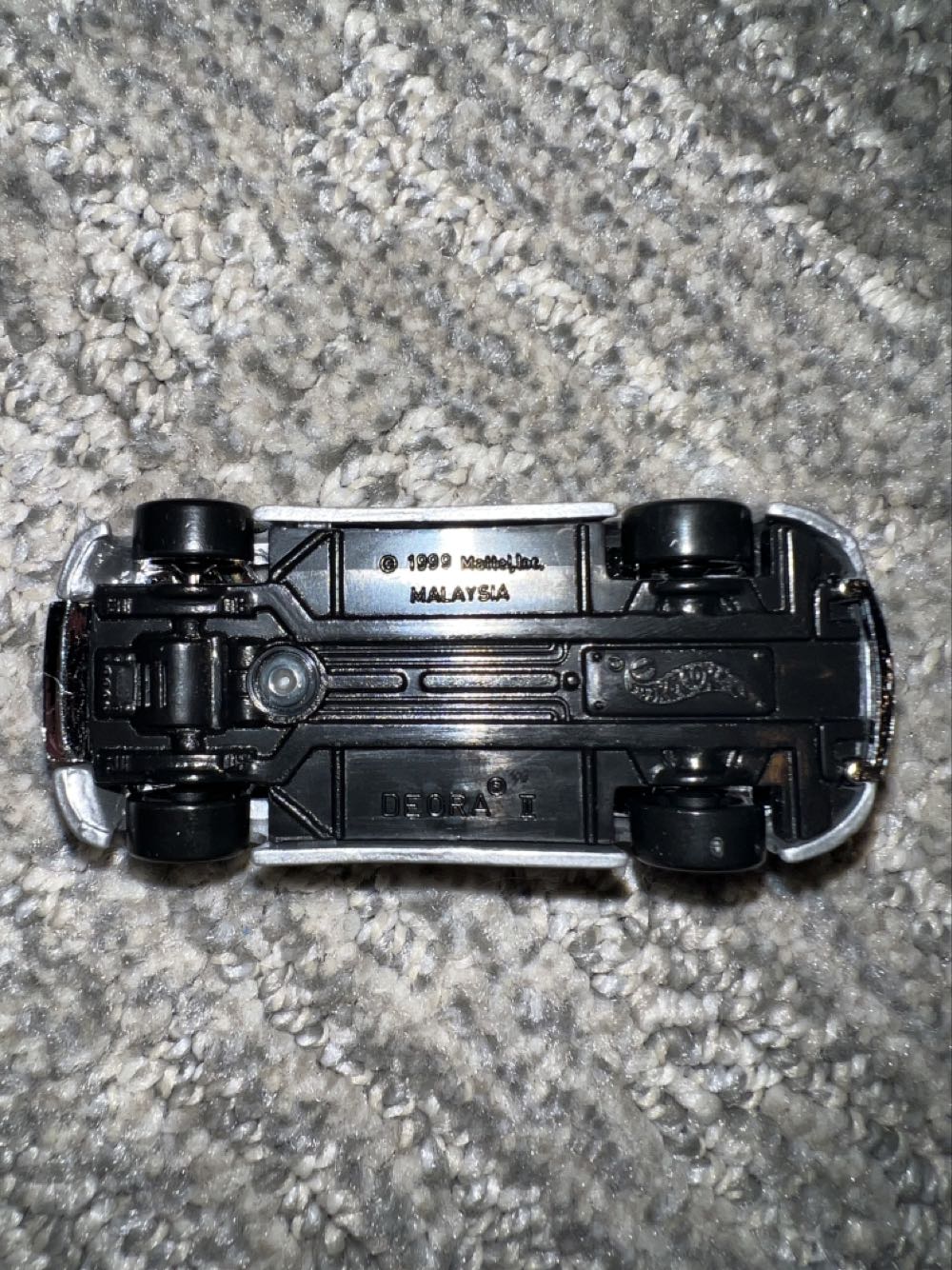 Deora II  (Hotwheels Deora II Loose) action figure collectible - Main Image 2