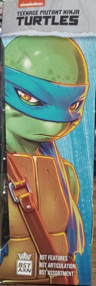 BST AXN - Leonardo (IDW) - BST AXN / The Loyal Subjects (TMNT) action figure collectible [Barcode 810122580010] - Main Image 3