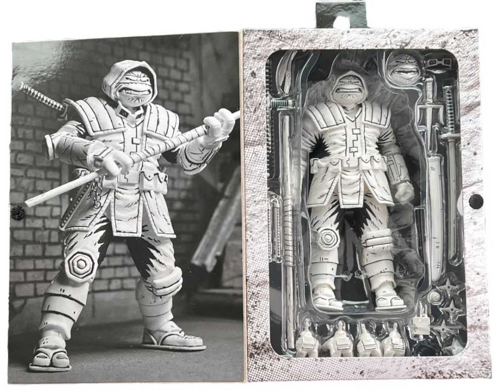 The Last Ronin (Black & White) - NECA (National Entertainment Collectibles Association, Inc.) (Teenage Mutant Ninja Turtles: The Last Ronin) action figure collectible [Barcode 634482543887] - Main Image 3