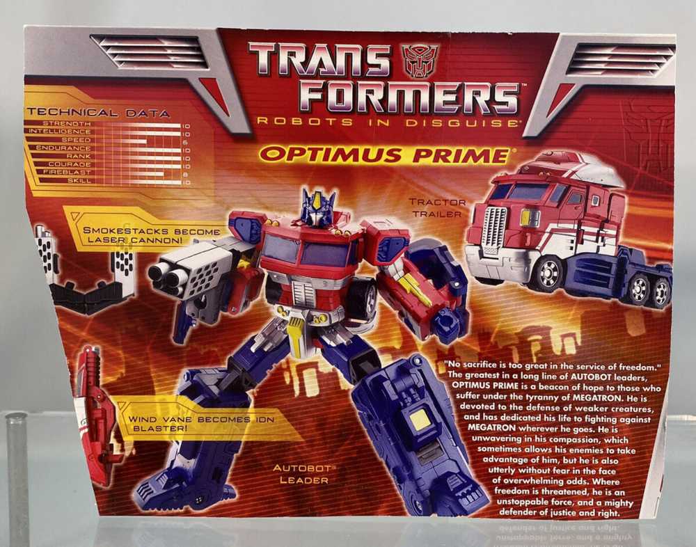Optimus Prime - Hasbro (Classics) action figure collectible - Main Image 3