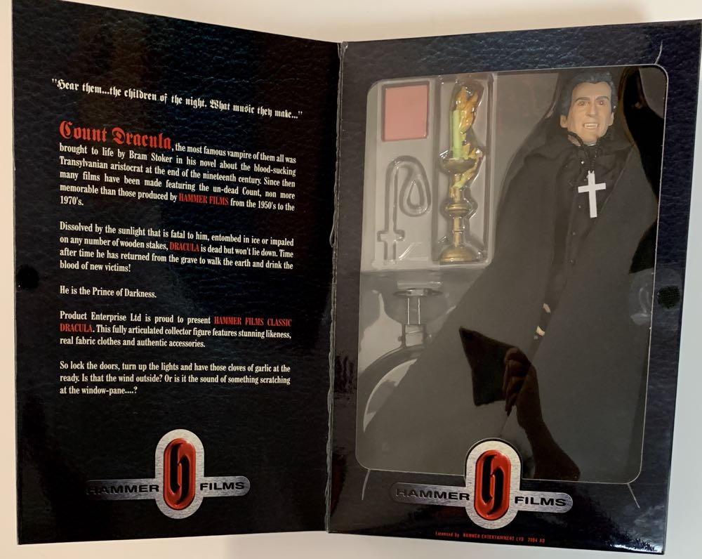 Dracula Hammer Films Deluxe Collector Edition 1/6 Figure Brand New SEALED Doll - Hammer Entertainment Ltd action figure collectible [Barcode 5060046210196] - Main Image 2