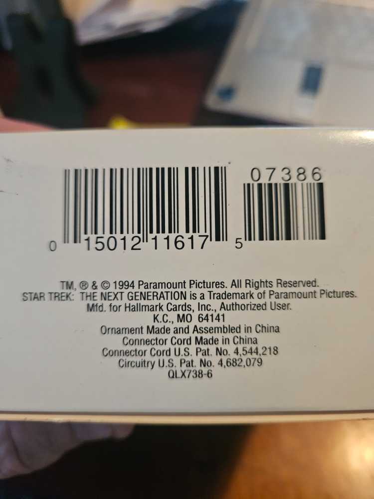 Star Trek Klingon Bird Of Prey Hallmark Ornament - Hallmark Keepsake Ornaments (Magic) action figure collectible [Barcode 015012116175] - Main Image 4