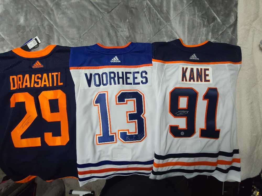 Evander Kane Signed Oilers Jersey - Adidas (Hockey) action figure collectible - Main Image 2