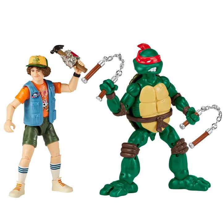 Playmates Teenage Mutant Ninja Turtles: Mikey & Dustin-TMNT X Stranger Things - Playmates (TMNT Crossover) action figure collectible [Barcode 043377811930] - Main Image 3