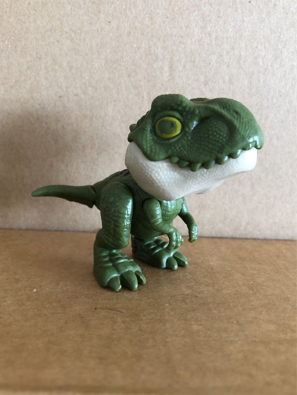 2.5” Mini Biting Dinosaur - ADVENTURE PLANET (Mini Biting Dino) action figure collectible [Barcode 097138945365] - Main Image 2