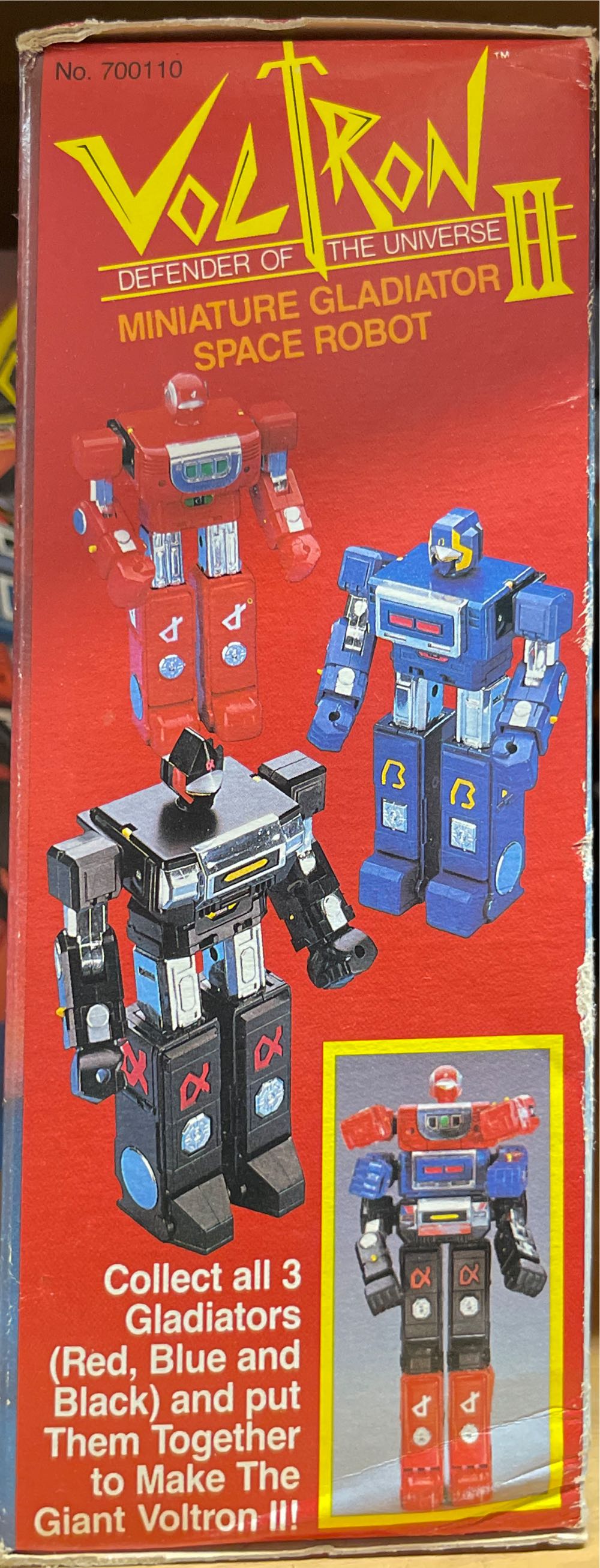 Voltron 2: Beta - Miniature Gladiator Space Robot (Blue) - Matchbox (Voltron II) action figure collectible [Barcode 035995701106] - Main Image 3