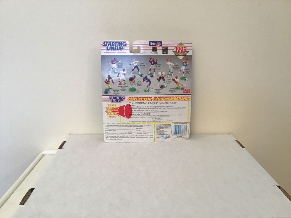 Brett Favre - Kenner action figure collectible - Main Image 2