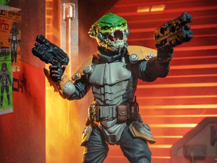 Snoop Dogg Exclusive Vinyl Figure In Legendary Track Suit And Glasses