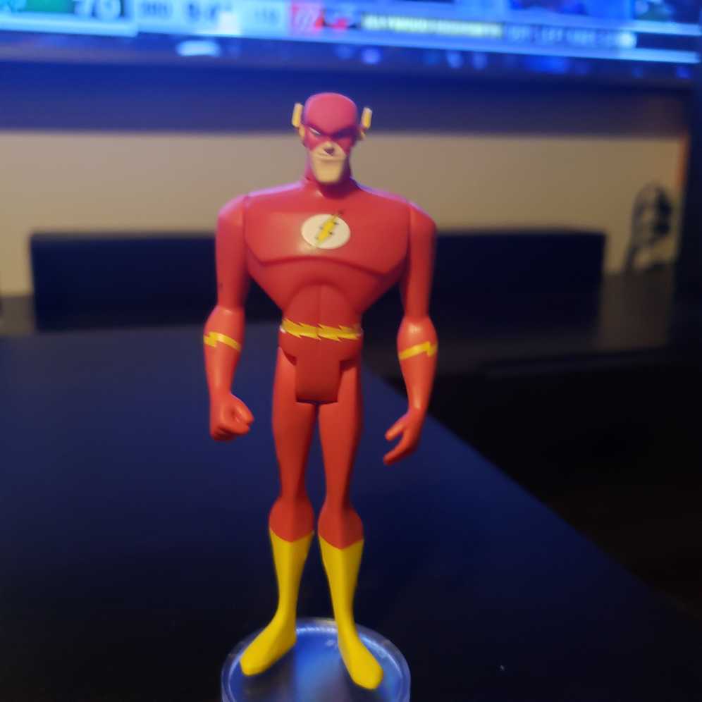 The Flash  action figure collectible - Main Image 1
