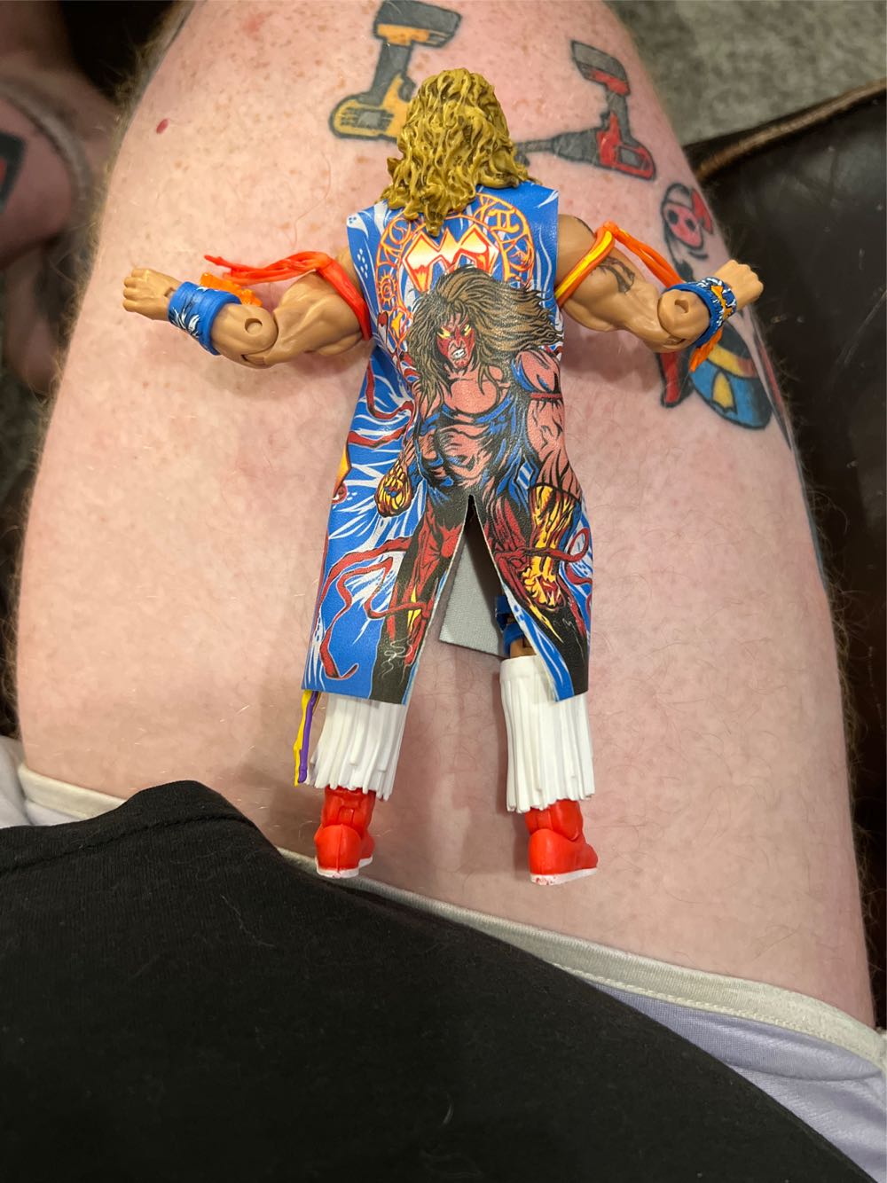 Ultimate Warrior - Wrestlemania XII Ringside Exclusive Elite  - Mattell action figure collectible - Main Image 3