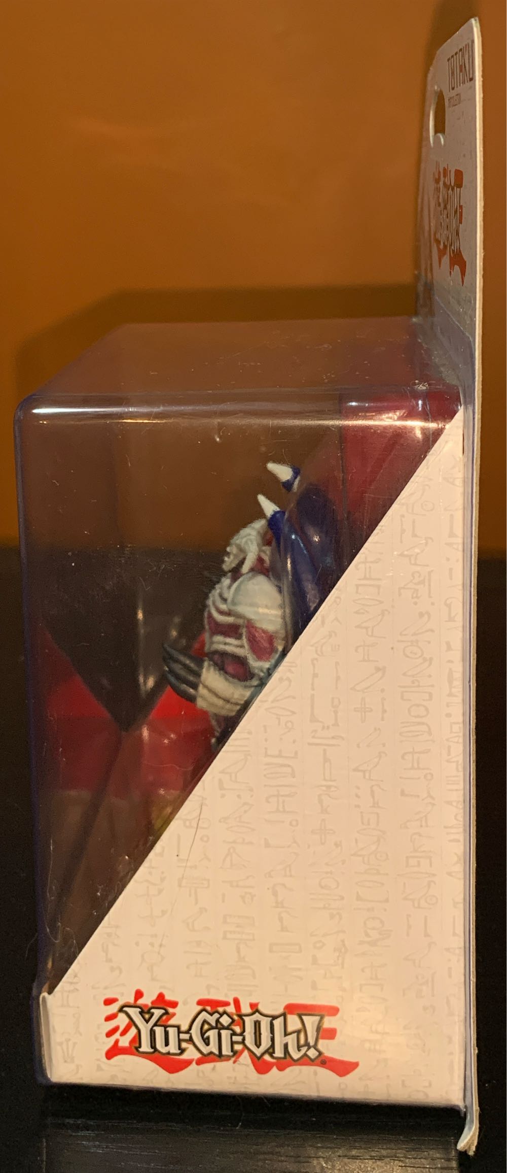 Summoned Skull (First Edition) - Electronics Boutique Inc. (Yu-Gi-Oh! Duel Monsters) action figure collectible [Barcode 719546179292] - Main Image 2