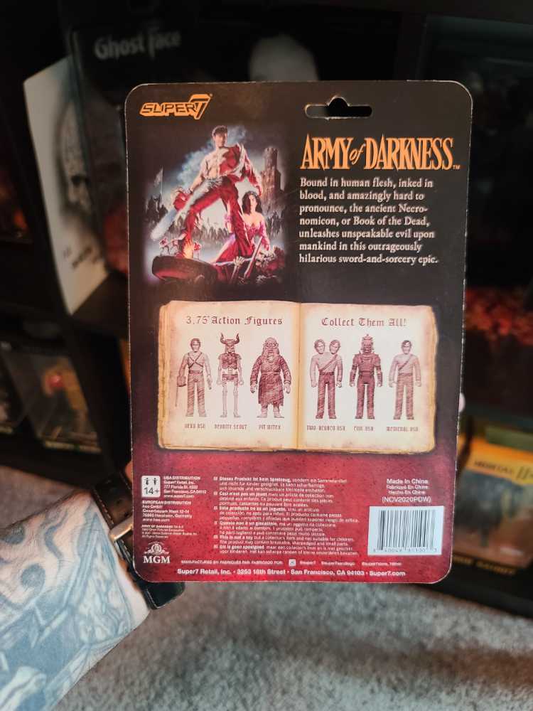 Super 7 Army Of Darkness - Medieval Ash Midnight Edition - Super 7 (ReAction) (Horror) action figure collectible - Main Image 2