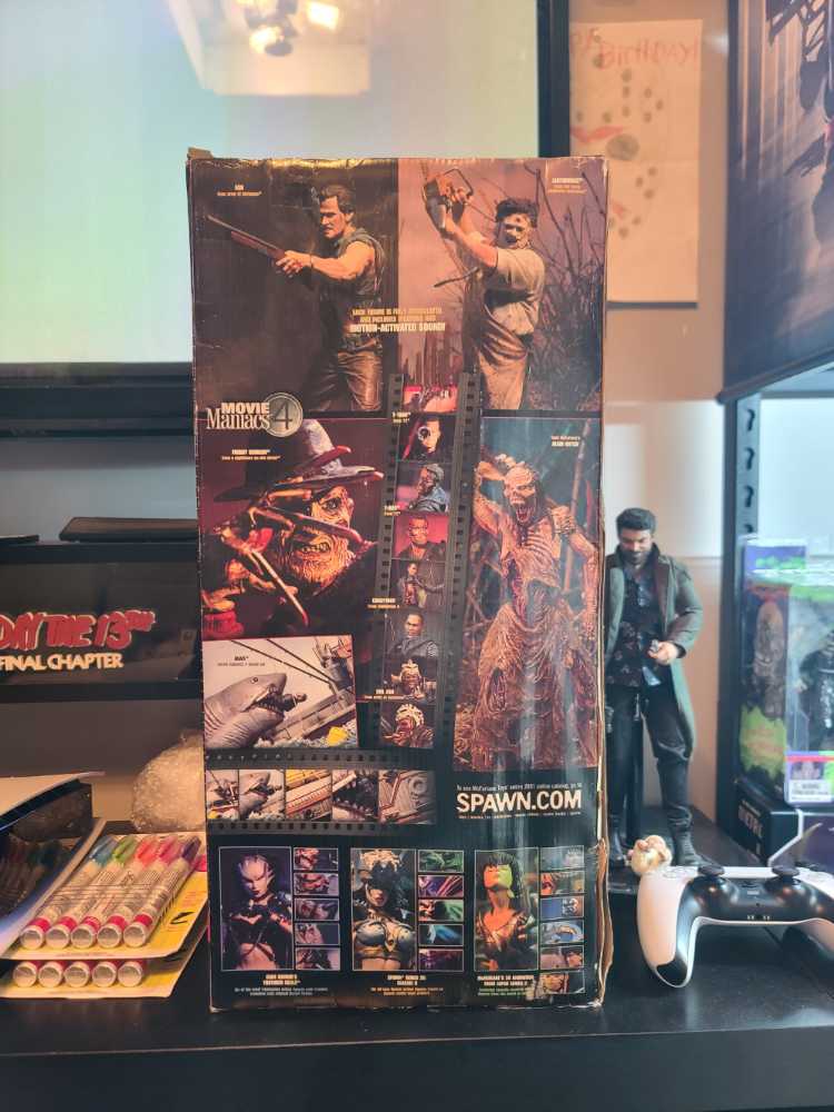 McFarlane Army Of Darkness - 18 In Ash Williams - McFarlane Toys™ (Horror) action figure collectible - Main Image 3