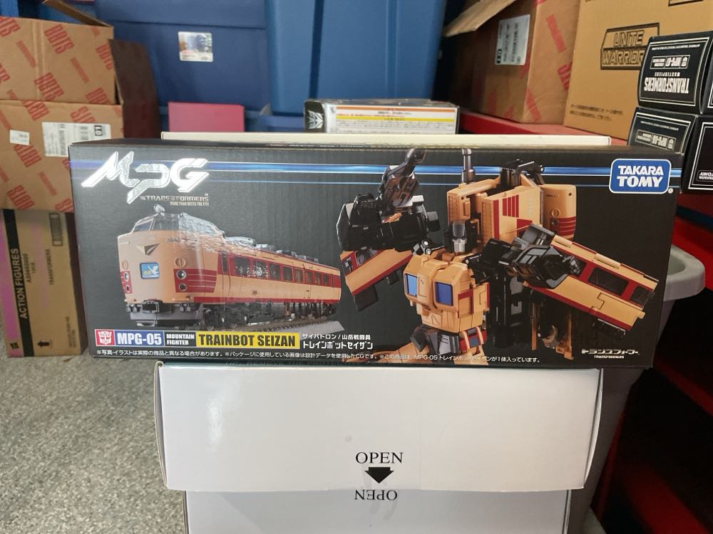 Transformers Masterpiece Trainbot Raiden Seizan  action figure collectible [Barcode 195166249476] - Main Image 2