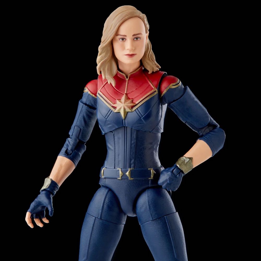 Marvels, The: Captain Marvel - Hasbro (Marvel Legends) action figure collectible - Main Image 3