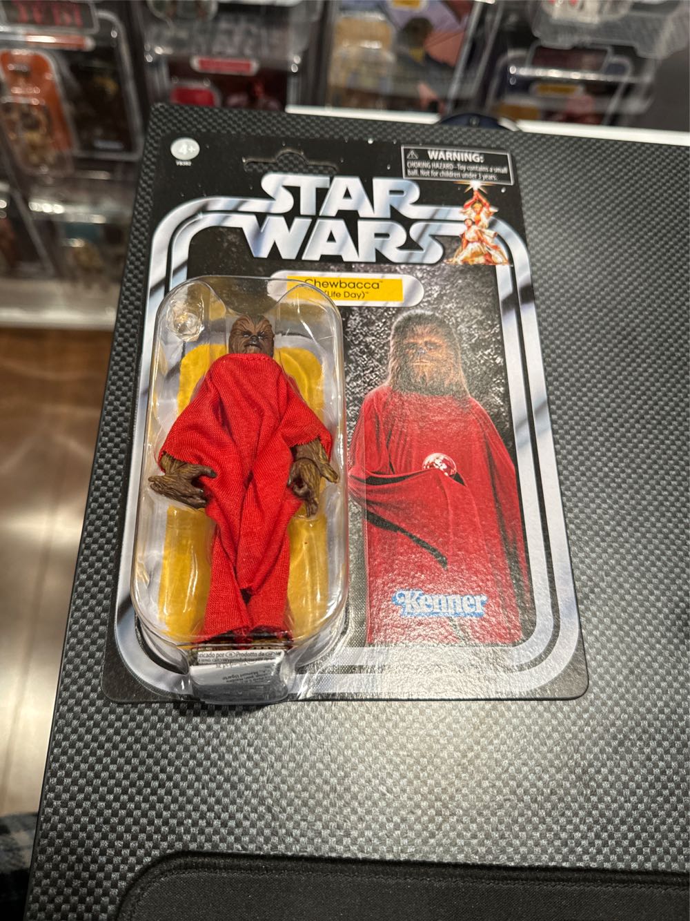 Chewbacca (Life Day) - Star Wars Vintage Collection - Hasbro (Star Wars) action figure collectible [Barcode 5010996169822] - Main Image 4