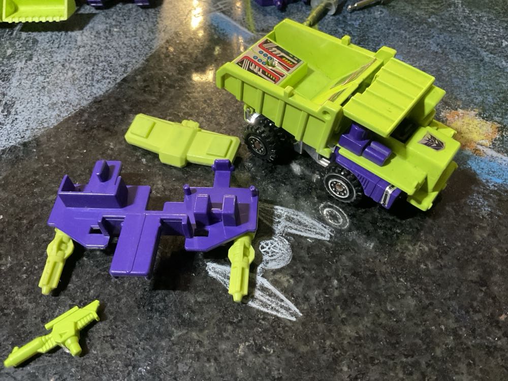 Long Haul - Hasbro (Generation 1) action figure collectible - Main Image 3