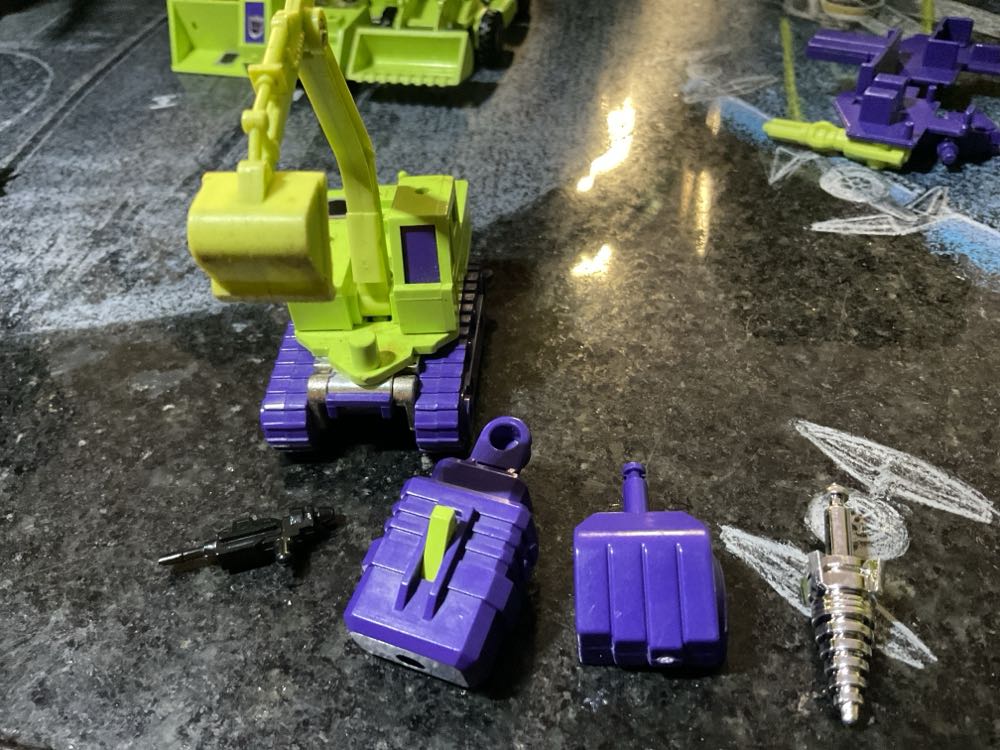 Transformers G1 Scavenger Constructicons - Hasbro (Generation 1) action figure collectible - Main Image 3