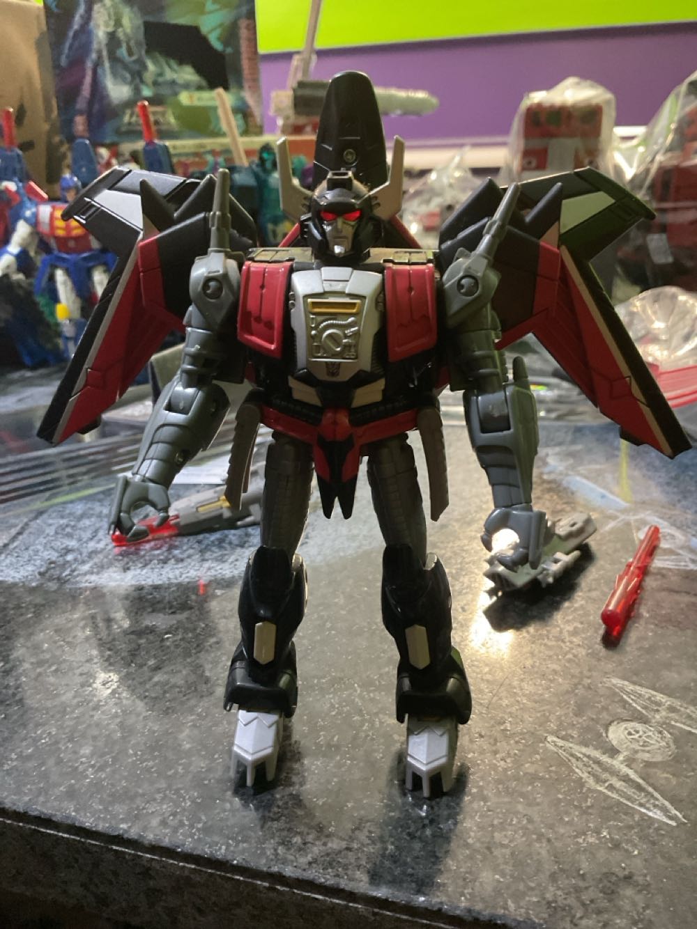 Transformers Generations Sky Shadow - Hasbro (Generations) action figure collectible - Main Image 2