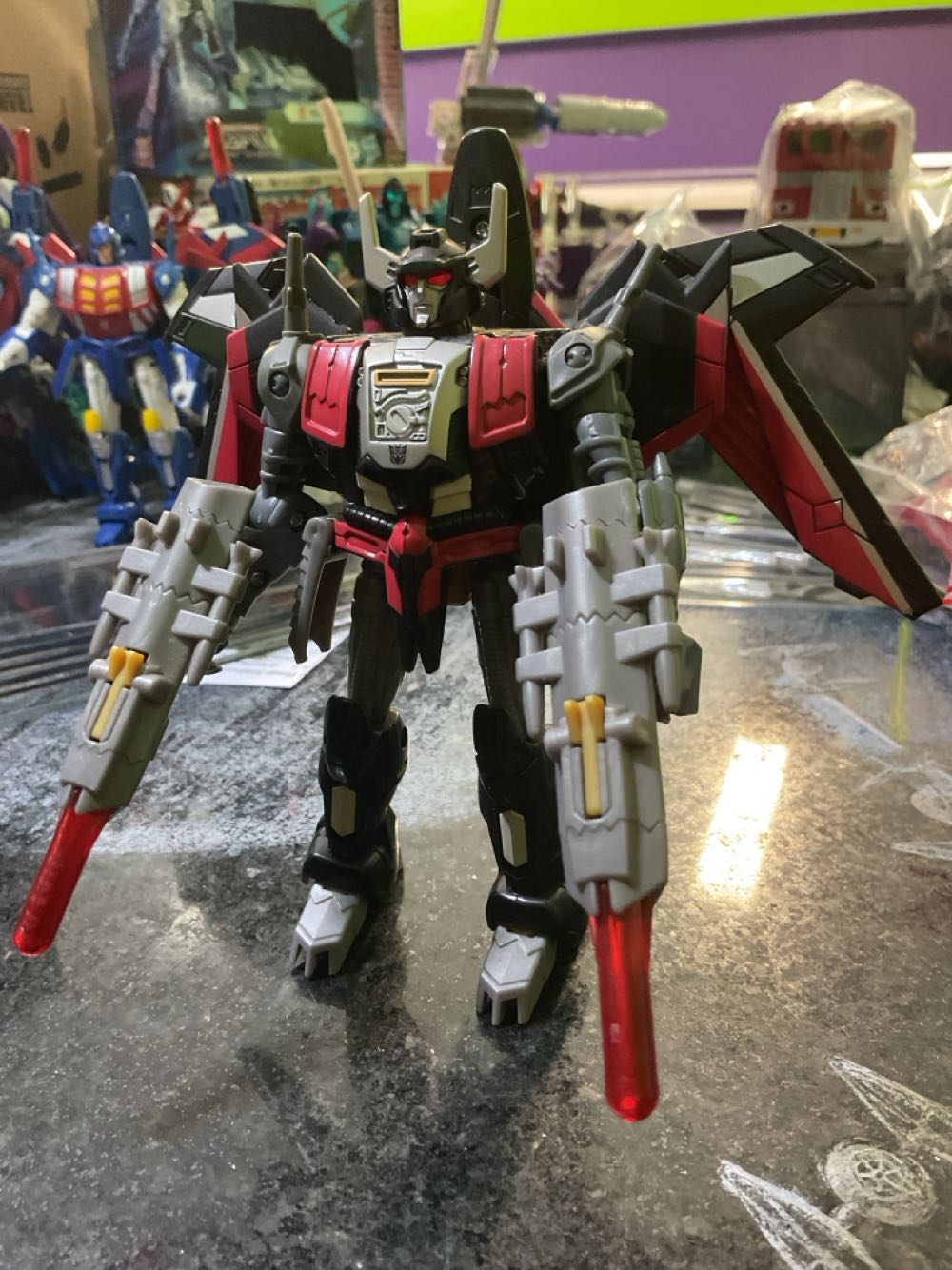 Transformers Generations Sky Shadow - Hasbro (Generations) action figure collectible - Main Image 3