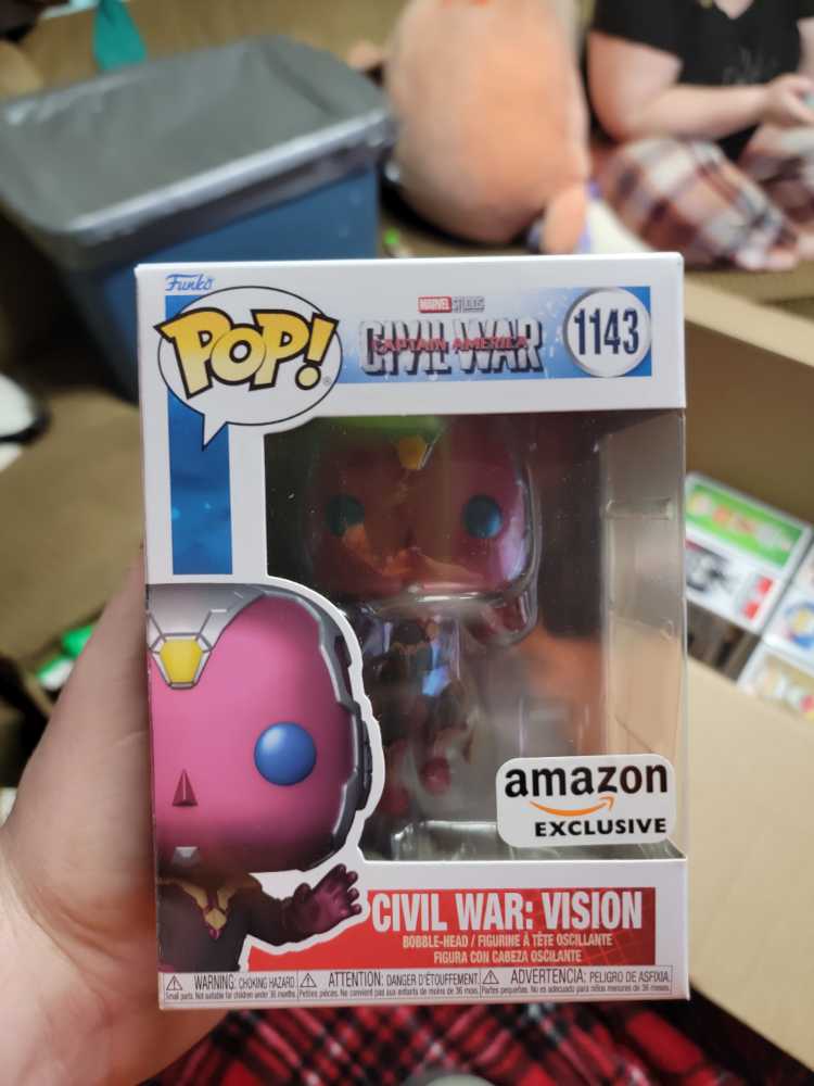 Marvel Civil War Vision   action figure collectible - Main Image 1