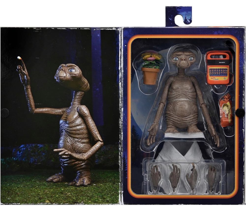 Ultimate E.T. - Neca action figure collectible - Main Image 3
