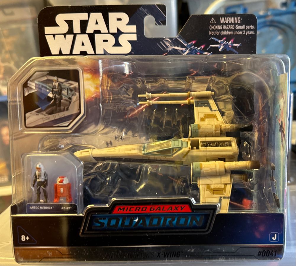 Antoc Merrick’s X-Wing Rare Chase - Jazzwares (Star Wars - Micro Galaxy Squadron) action figure collectible [Barcode 191726428787] - Main Image 2
