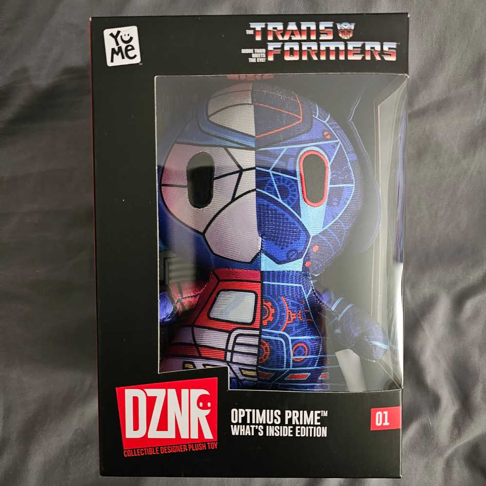 Prime Dznr G1 Transformers Optimus Prime - YuMe Toys (Transformers) action figure collectible [Barcode 843309193093] - Main Image 2