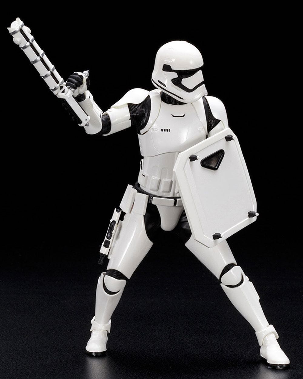 SW ArtFX+: First Order Stormtrooper Finn - Kotobukiya (Star Wars) action figure collectible [Barcode 190526002432] - Main Image 2