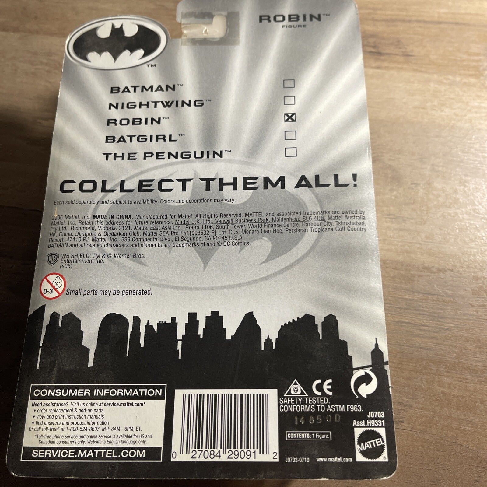 Batman: TAS - Robin (Silver Costume) - Mattel (Batman) action figure collectible [Barcode 027084290912] - Main Image 3