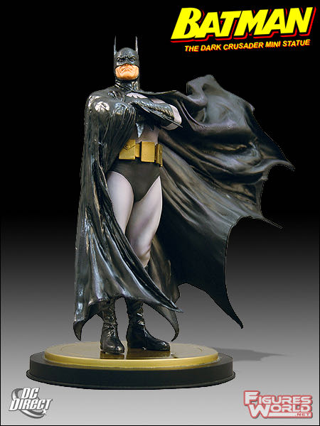 Batman The Dark Crusader Mini Statue  action figure collectible [Barcode 761941291482] - Main Image 2