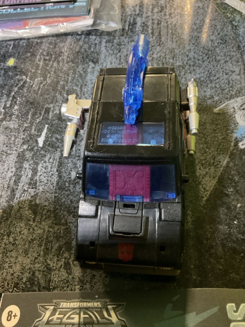 Transformers Legacy Burn Out Velocitron Speedia Diaclone 500 Universe - Hasbro (Legacy) action figure collectible - Main Image 3