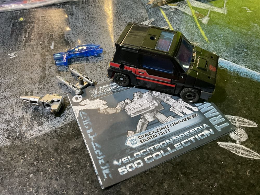 Transformers Legacy Burn Out Velocitron Speedia Diaclone 500 Universe - Hasbro (Legacy) action figure collectible - Main Image 4