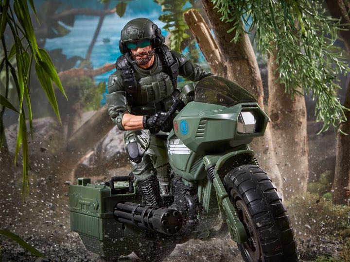 Cobra Island Alvin “Breaker” Kinney Figure with RAM Cycle - Hasbro (G.I. Joe - Classified Series) action figure collectible - Main Image 4