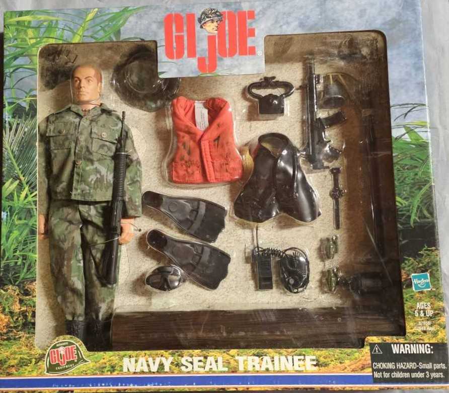 Hasbro Star Wars Battle Droids Saga Collection Battle 30th Anniversary Legends New #062 Coin The 2