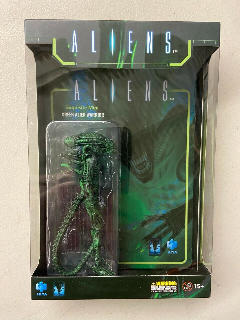 Aliens: Green Warrior Alien - Hiya (Exquisite Mini) action figure collectible - Main Image 2