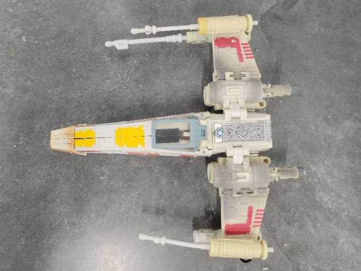 X-Wing Luke Skywalker 1st - Hasbro (Star Wars Crossover) action figure collectible - Main Image 2