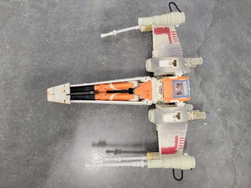 X-Wing Luke Skywalker 1st - Hasbro (Star Wars Crossover) action figure collectible - Main Image 4