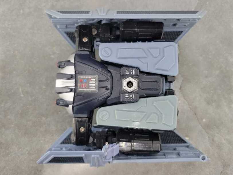 Darth Vader Tie Advanced Vehicle Mode Yellowed - Hasbro (Star Wars Crossover) action figure collectible - Main Image 4