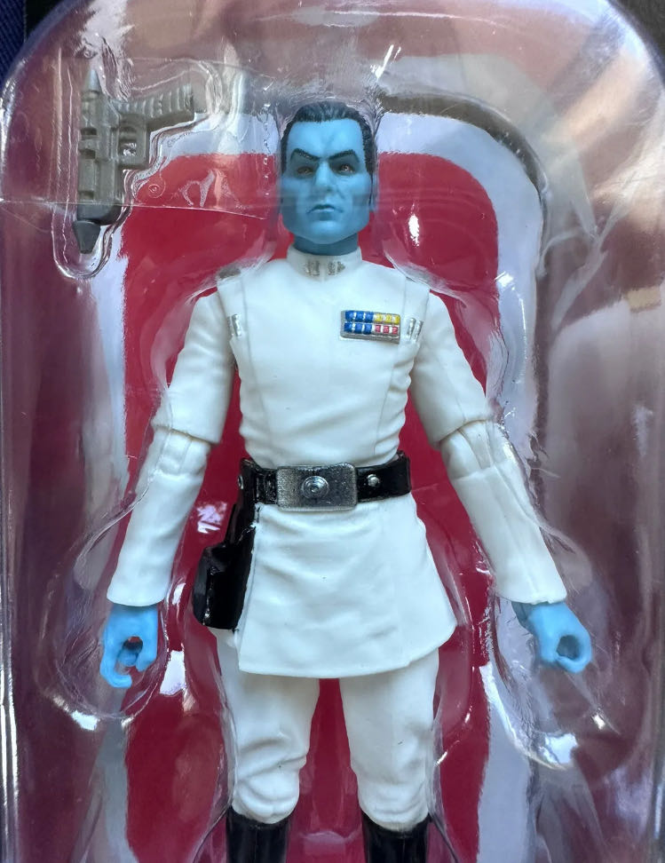 VC296 Grand Admiral Thrawn - Hasbro (Star Wars: Rebels) action figure collectible - Main Image 4