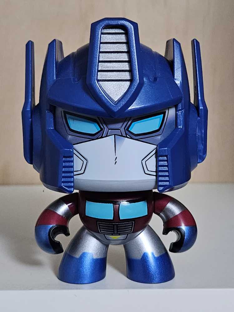 Mighty Muggs Face Changing Optimus Prime   action figure collectible - Main Image 1