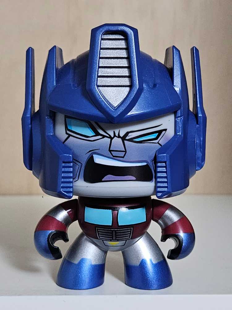 Mighty Muggs Face Changing Optimus Prime   action figure collectible - Main Image 3