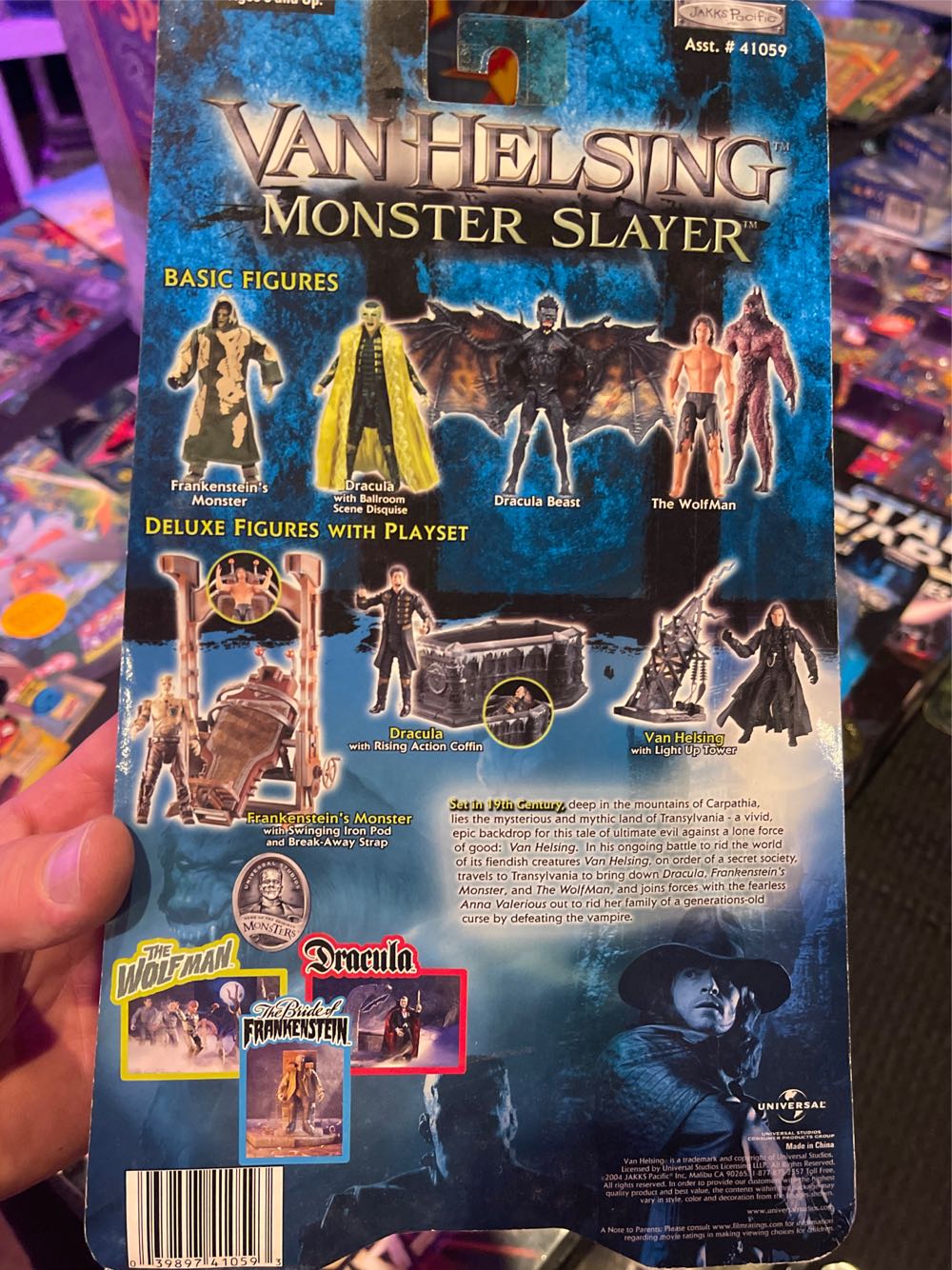 Slayer Jakks Pacific Van Helsing Monster Slayer Dracula Beast Battle Damaged  action figure collectible [Barcode 039897410593] - Main Image 2