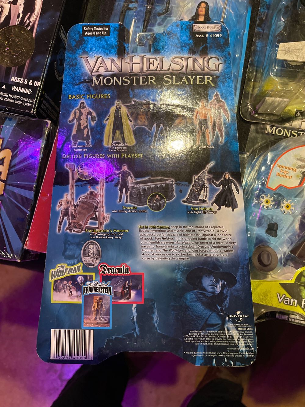 Van Helsing Monster Slayer The Wolfman  action figure collectible [Barcode 039897410593] - Main Image 2